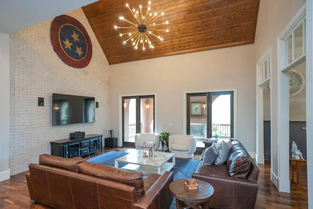 Supreme Luxury For Discerning Tastes Villa Nashville Eksteriør billede