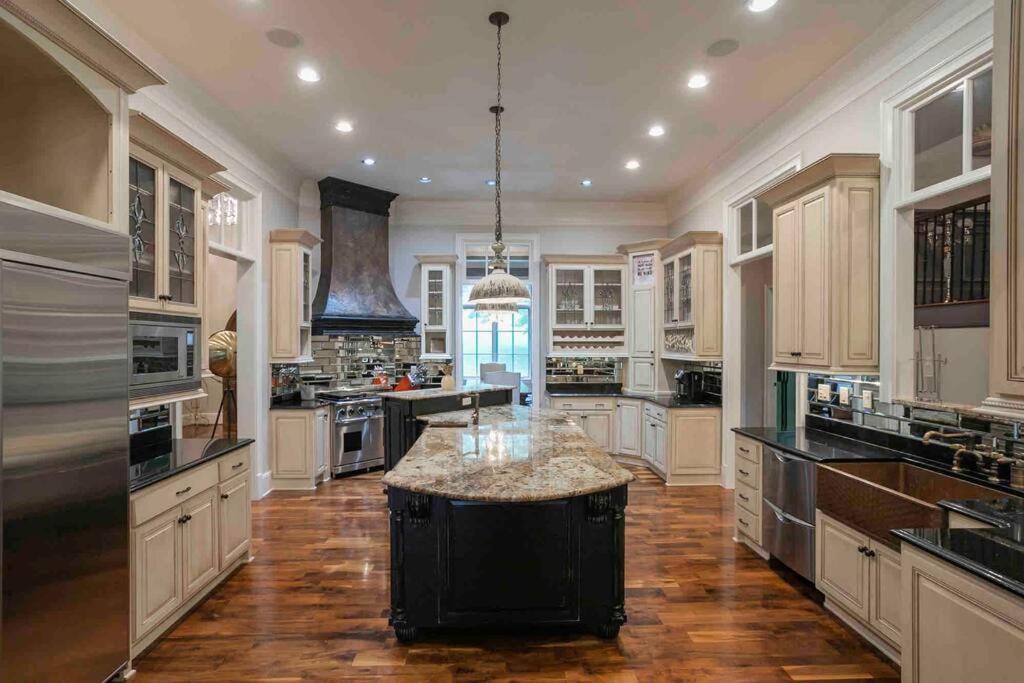 Supreme Luxury For Discerning Tastes Villa Nashville Eksteriør billede