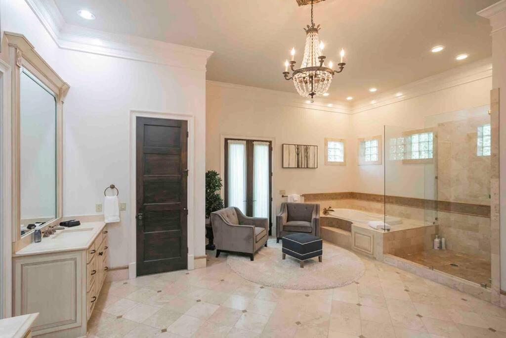 Supreme Luxury For Discerning Tastes Villa Nashville Eksteriør billede
