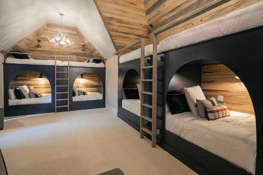 Supreme Luxury For Discerning Tastes Villa Nashville Eksteriør billede